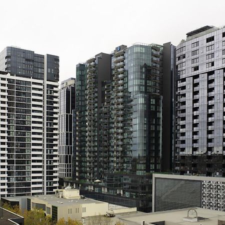Apartment Next To Public Station, Boxhill Central, 2 Bedrooms, Free Parking And Wifi Box Hill Kültér fotó