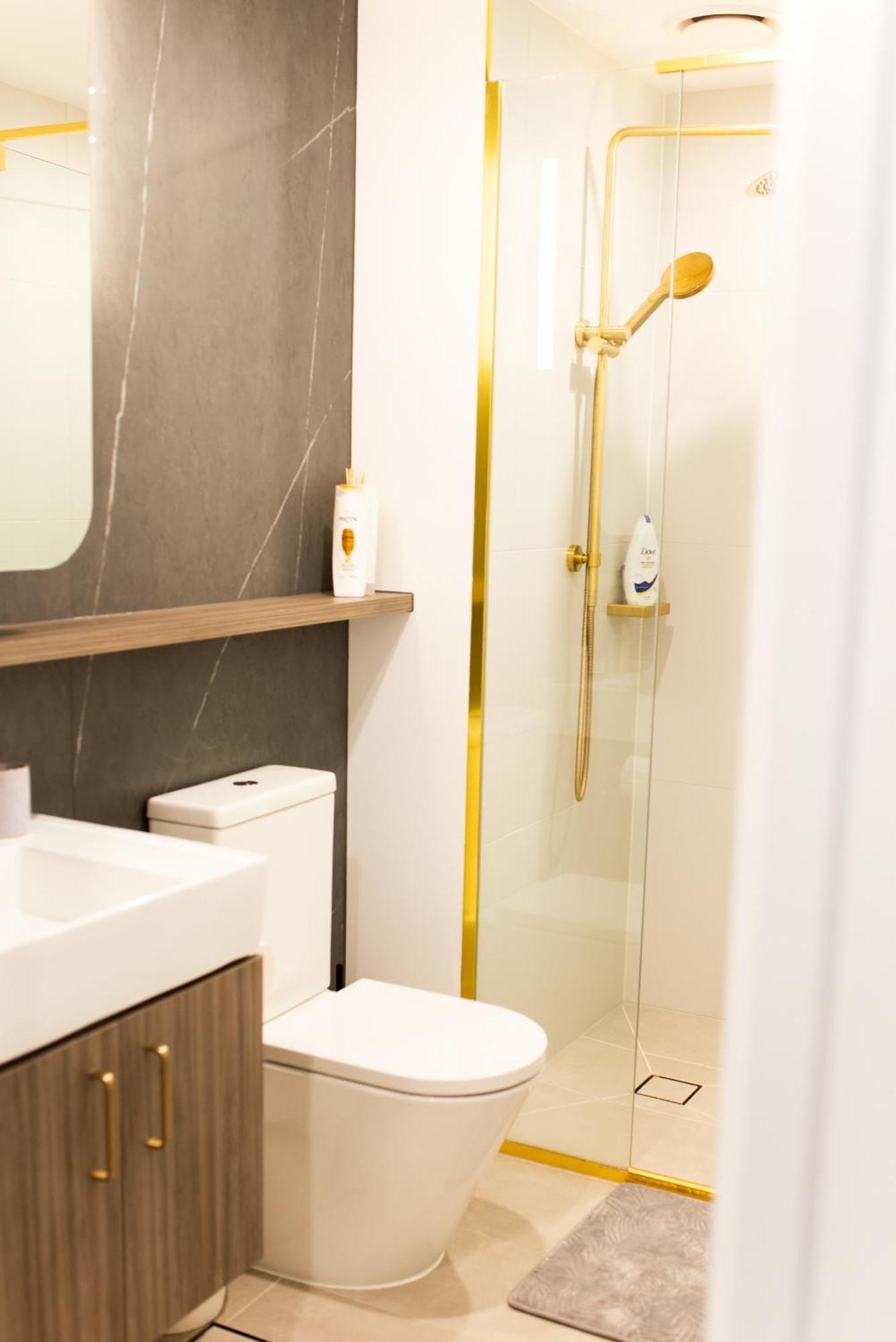 Apartment Next To Public Station, Boxhill Central, 2 Bedrooms, Free Parking And Wifi Box Hill Kültér fotó